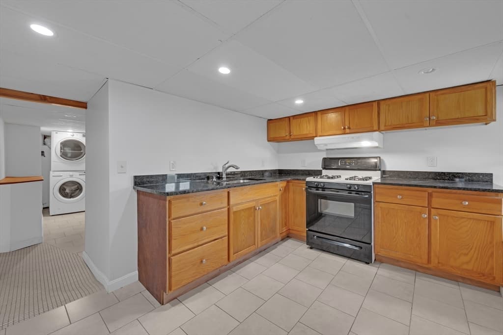19 Crocker Ave, Lunenburg MA 01462 photo 20