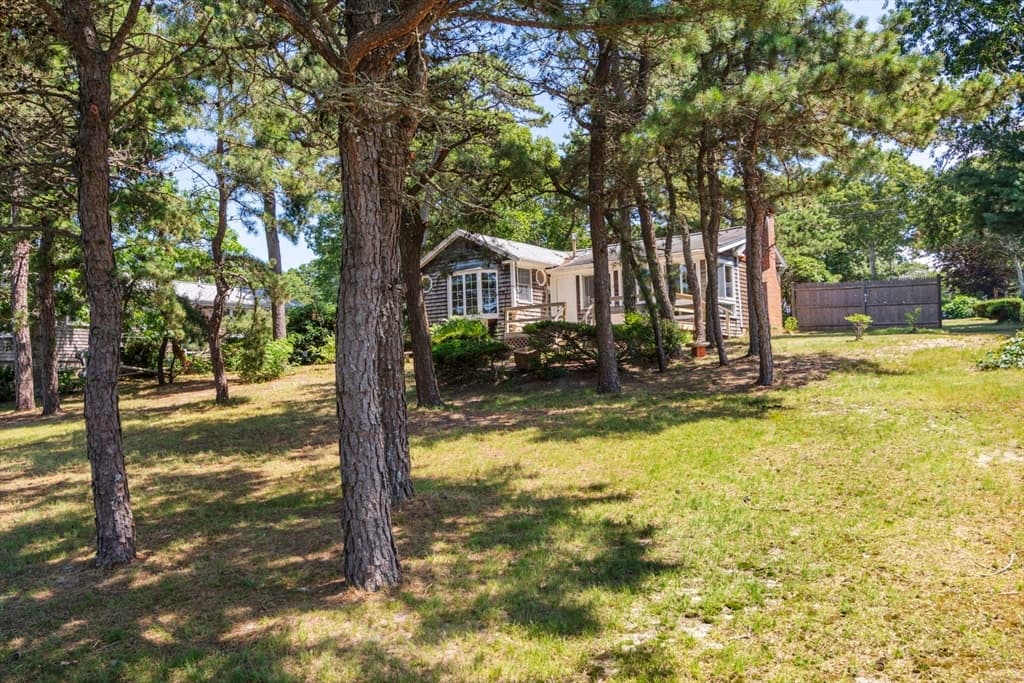 107 Shorewood Dr, Falmouth MA 02536 photo 35
