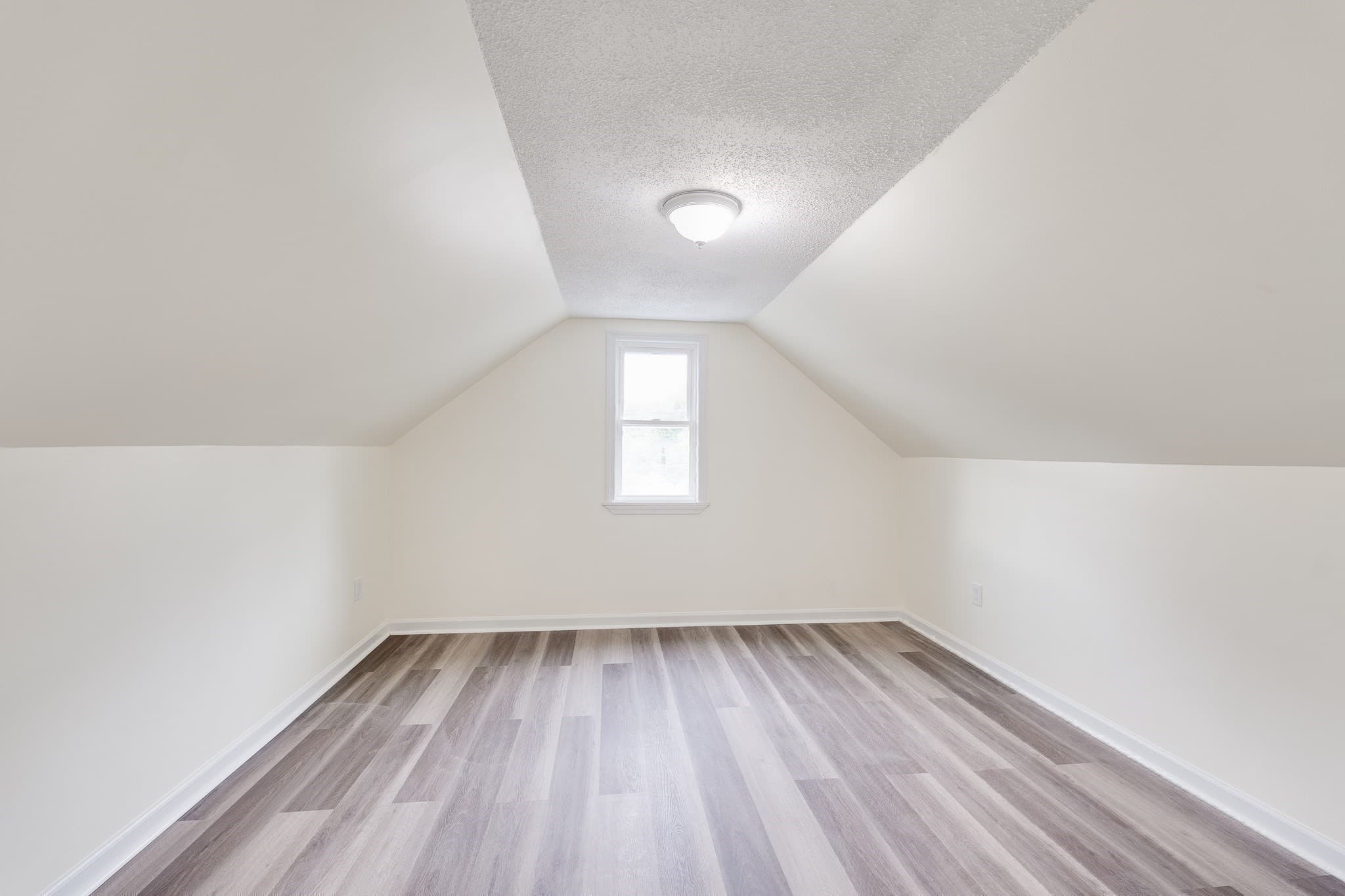 Single Family Residence at 17 Bushwick Place, Springfield MA 01109, Springfield, photo 22 of 31