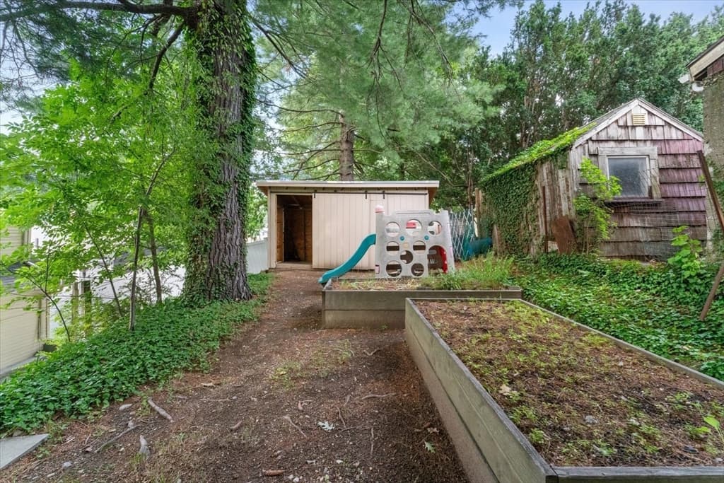 43 Elm St, Medford MA 02155 photo 24
