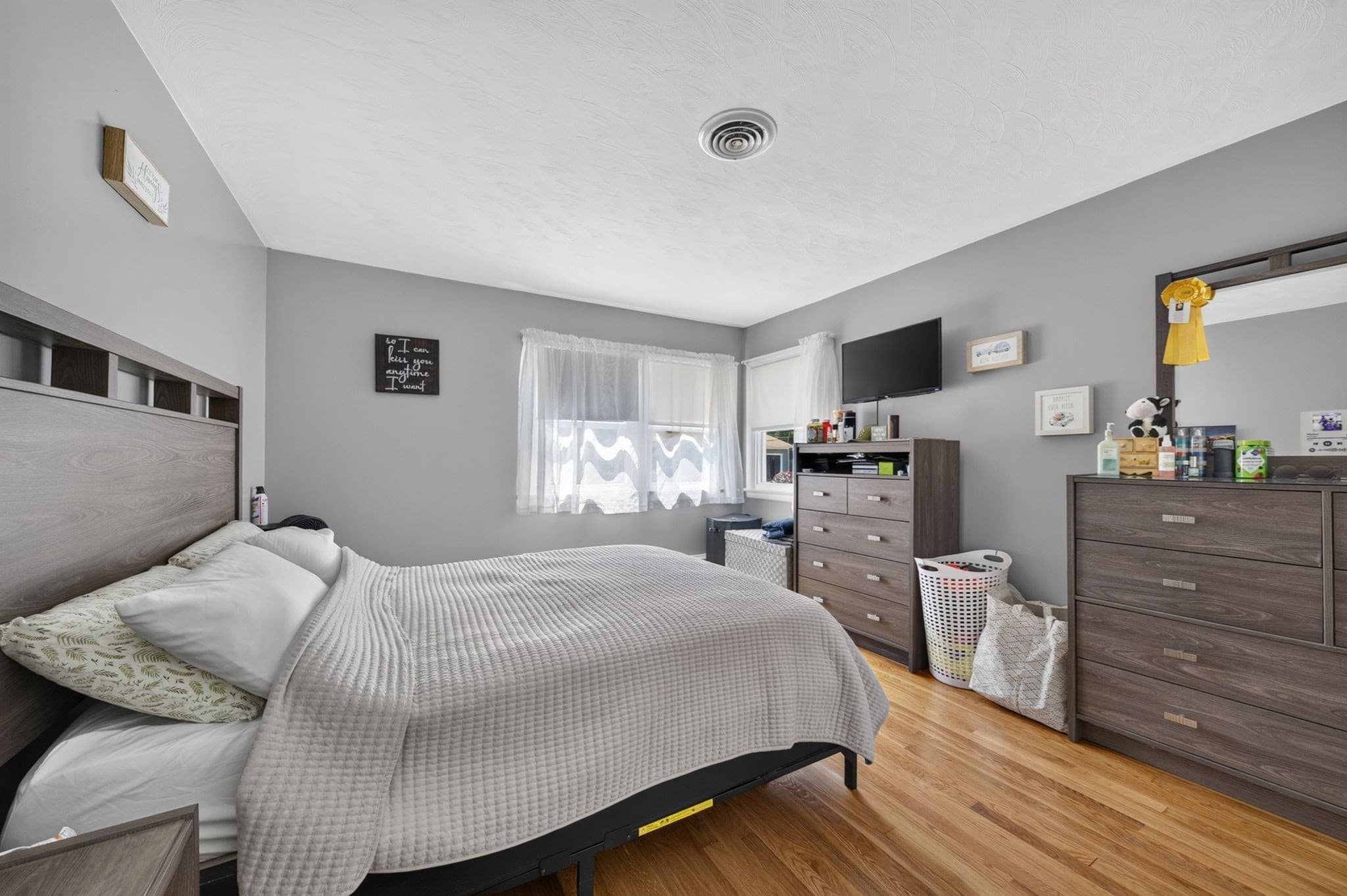 Single Family Residence at 84 Evans Street, Somerset MA 02726, photo 12 of 42