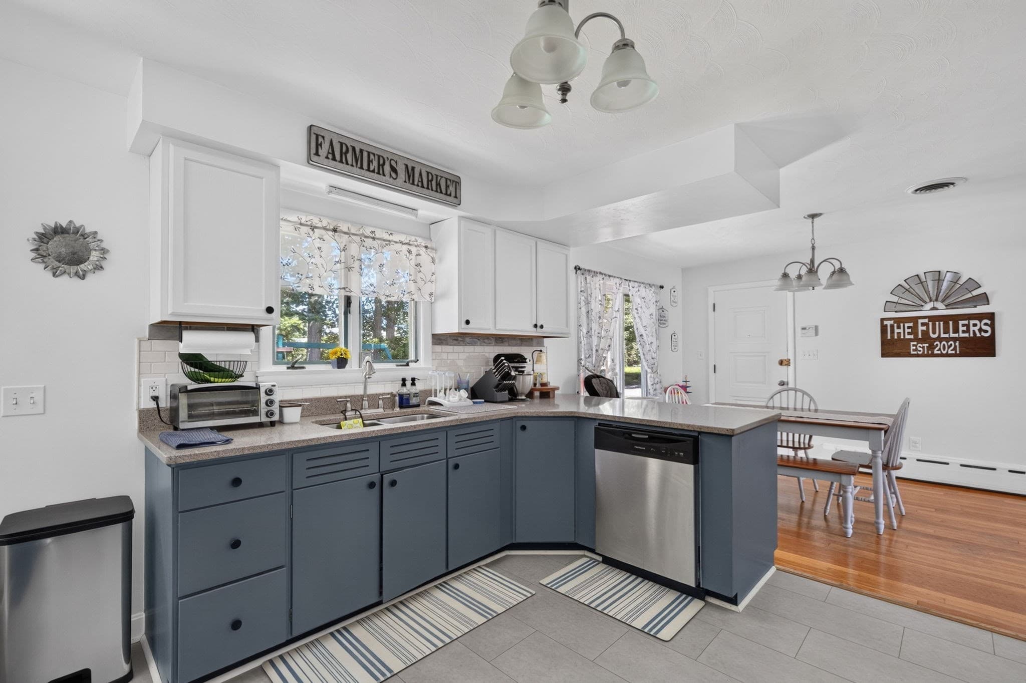 Single Family Residence at 84 Evans Street, Somerset MA 02726, photo 8 of 42