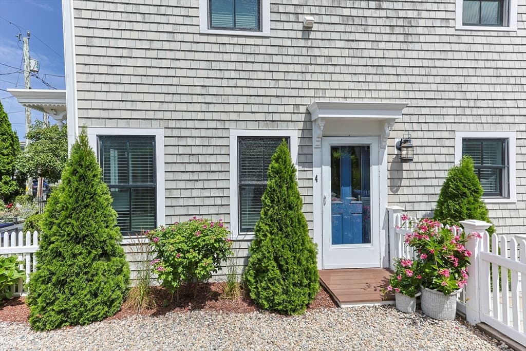 4 Race Road Unit 4, Provincetown MA 02657 photo 2