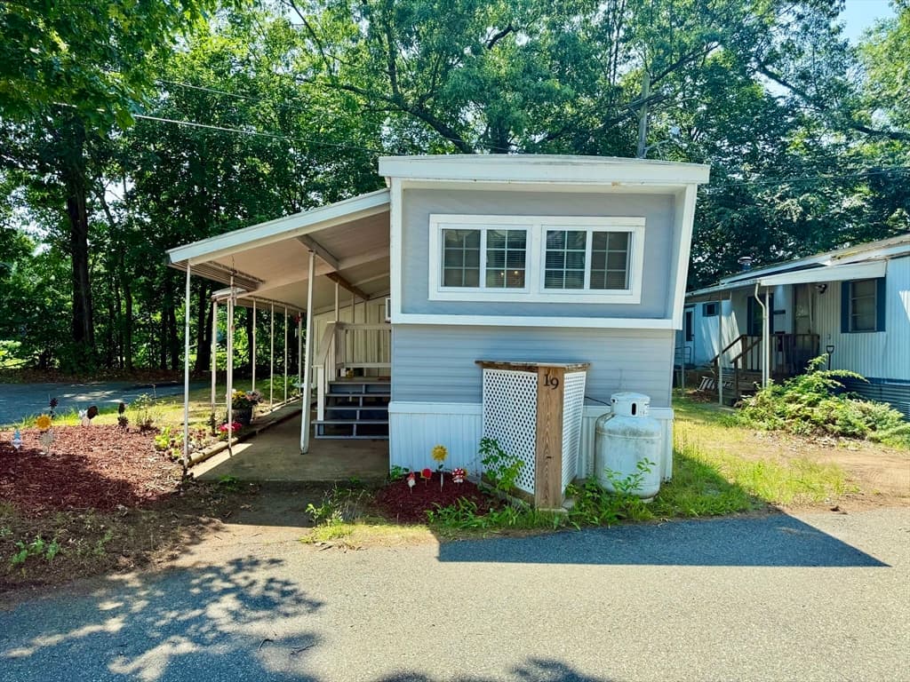 404 Southwick Rd # 19, Westfield MA 01085 photo 13