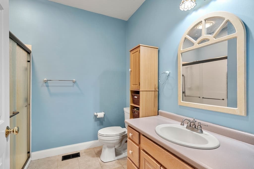 6 Evergreen Drive, Plaistow NH 03865 photo 14