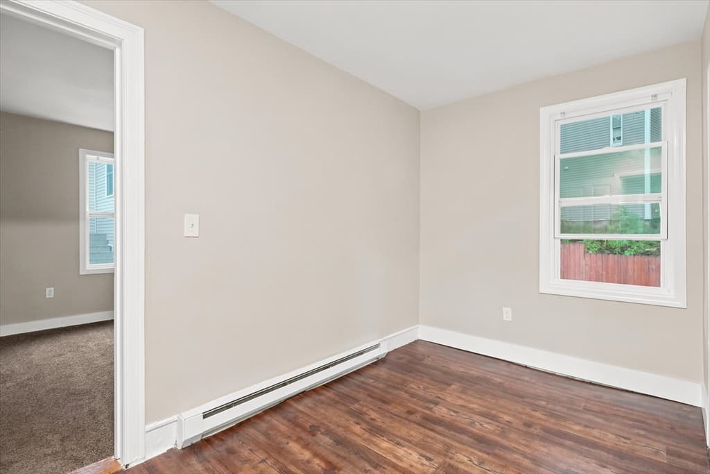 24 Walnut St, Fitchburg MA 01420 photo 17