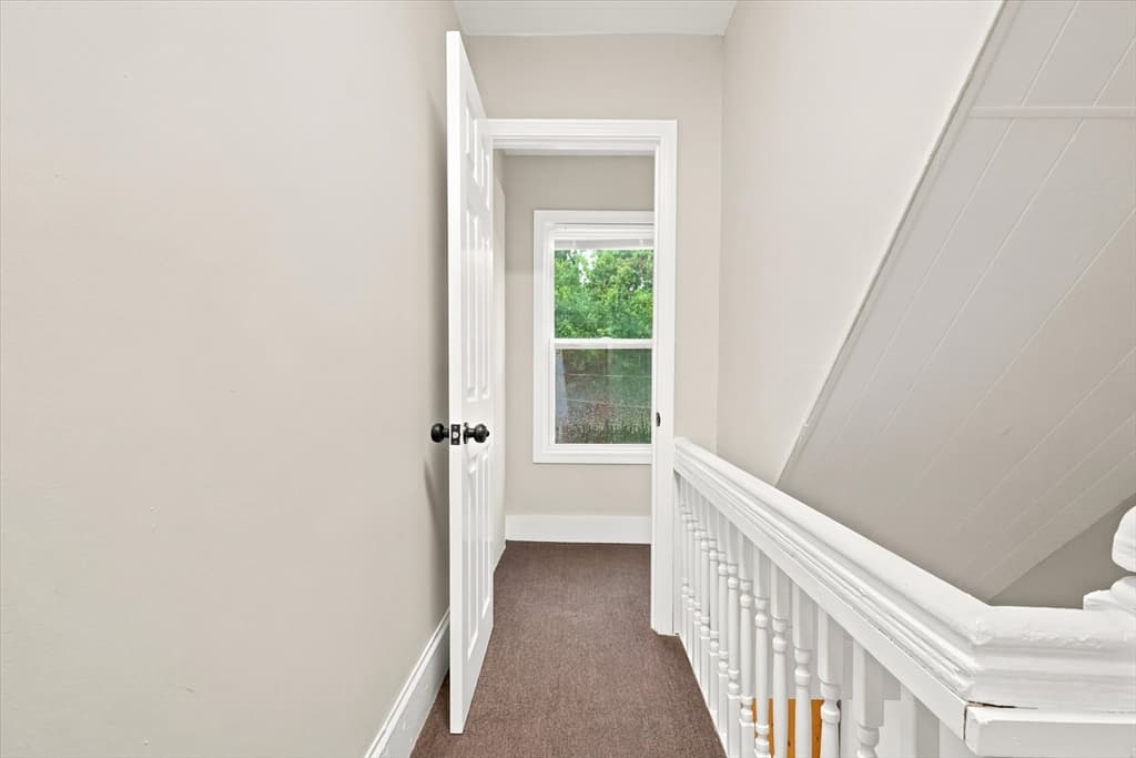 24 Walnut St, Fitchburg MA 01420 photo 30