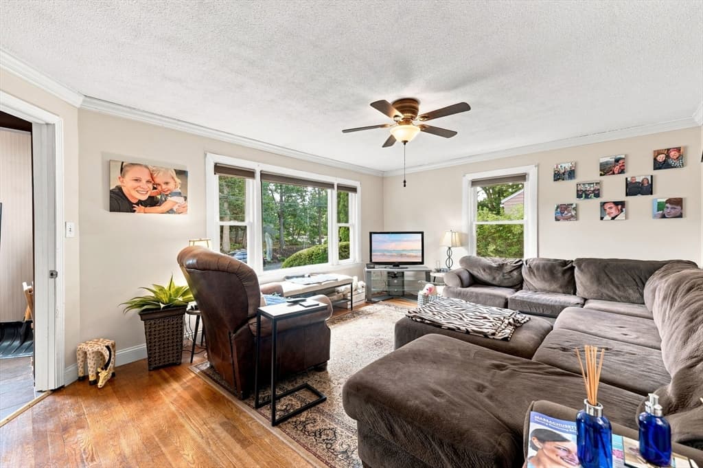 124 E Meadow Rd, Lowell MA 01854 photo 6