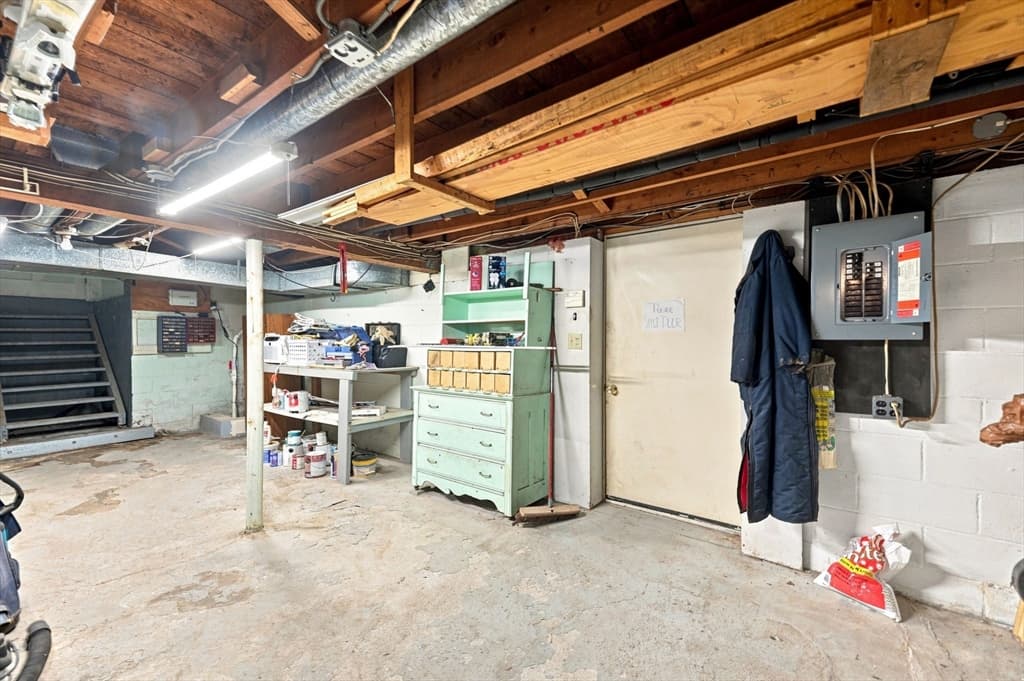 124 E Meadow Rd, Lowell MA 01854 photo 36