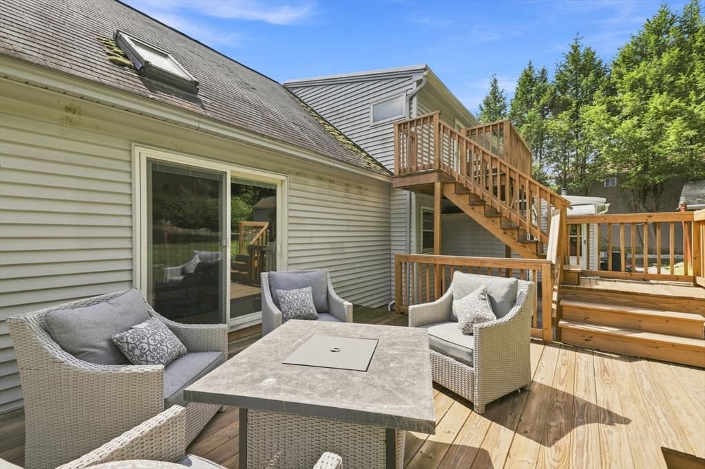 124 E Meadow Rd, Lowell MA 01854 photo 38
