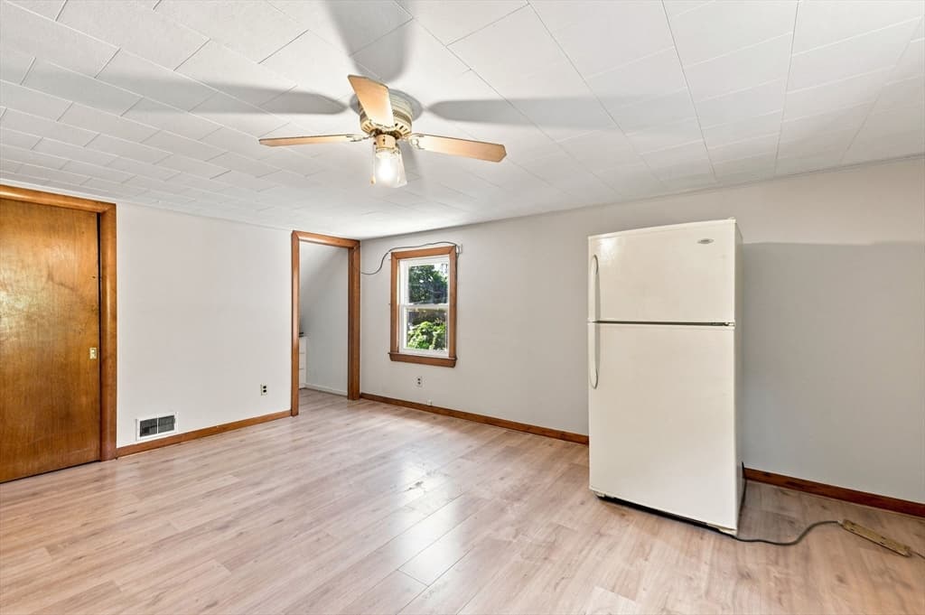 124 E Meadow Rd, Lowell MA 01854 photo 33