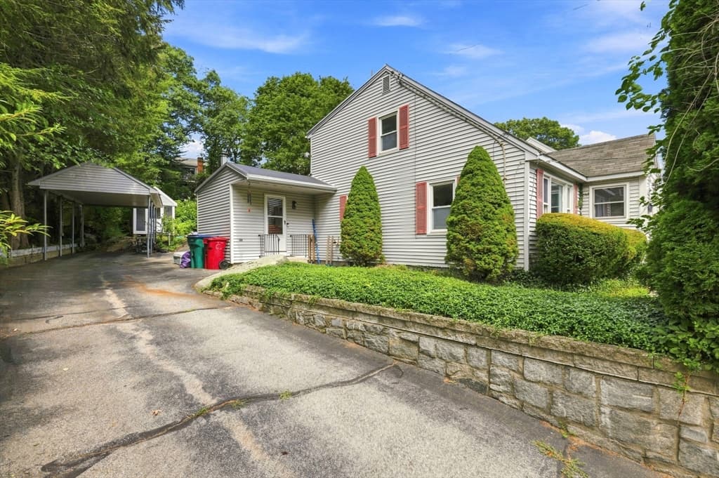 124 E Meadow Rd, Lowell MA 01854 photo 40