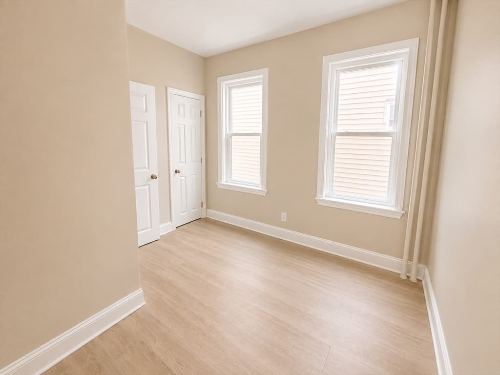 22 Fernboro St, Boston MA 02121 photo 7
