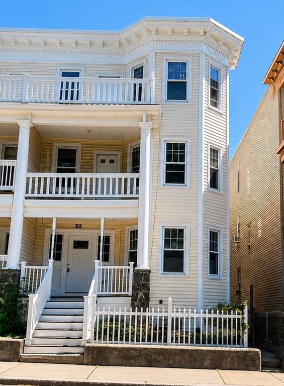 22 Fernboro St, Boston MA 02121