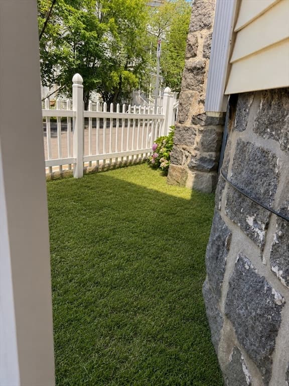 22 Fernboro St, Boston MA 02121 photo 24