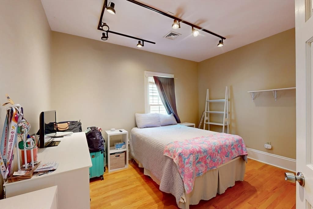 561 Broadway # A2, Somerville MA 02145 photo 14