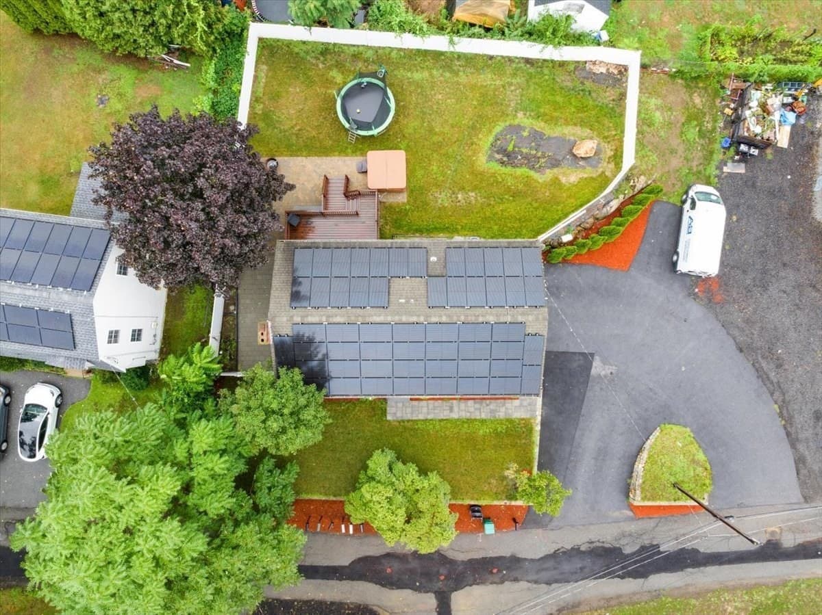 Single Family Residence at 7 Alyssum, Billerica MA 01821, photo 42 of 42