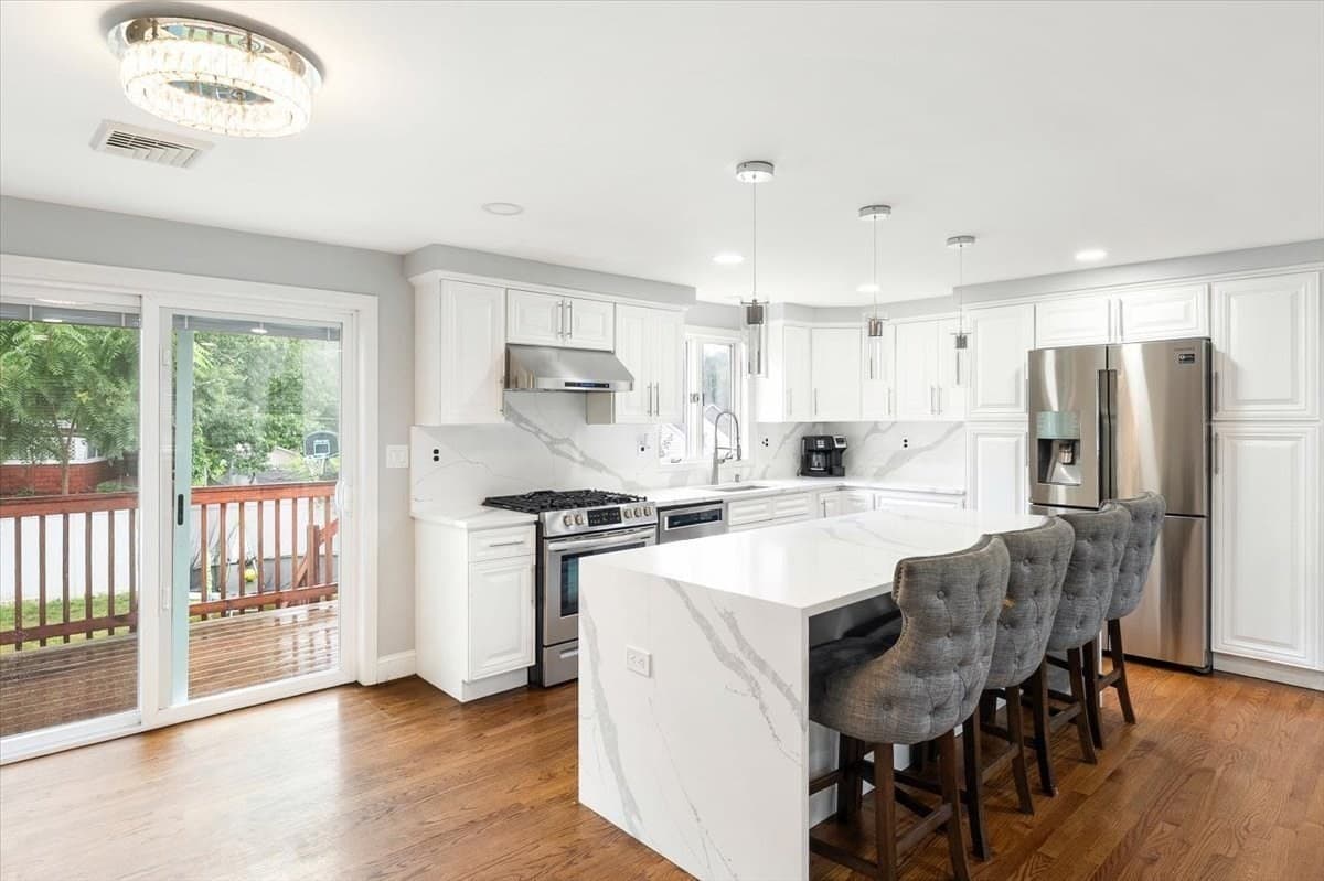 Single Family Residence at 7 Alyssum, Billerica MA 01821, photo 12 of 42