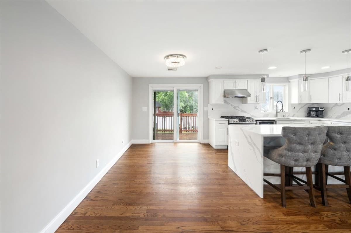Single Family Residence at 7 Alyssum, Billerica MA 01821, photo 14 of 42