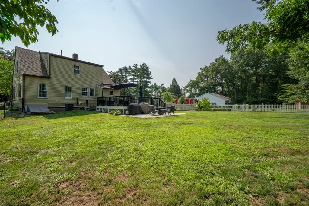 37 Acorn St, Middleboro MA 02346 photo 32