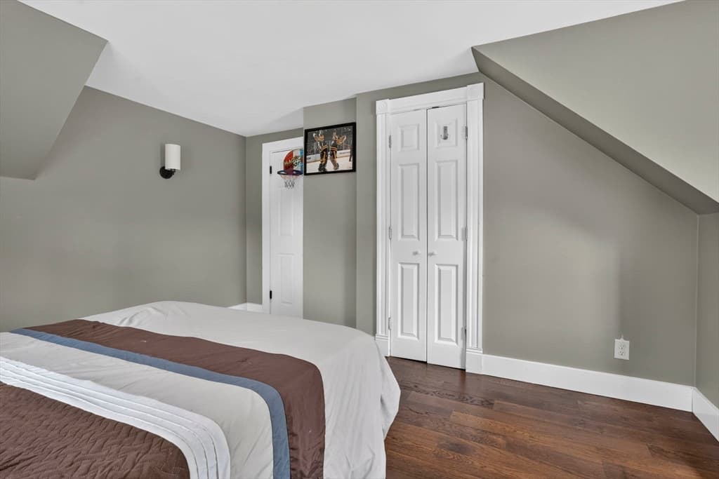 37 Acorn St, Middleboro MA 02346 photo 21