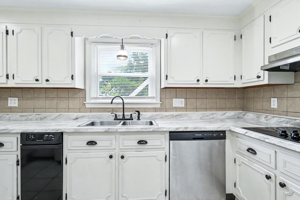 58 Saint Joseph Ave, Fitchburg MA 01420 photo 9