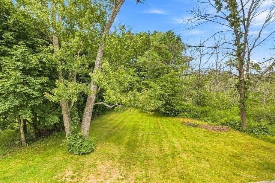 4 Picadilly St, Upton MA 01568 photo 37