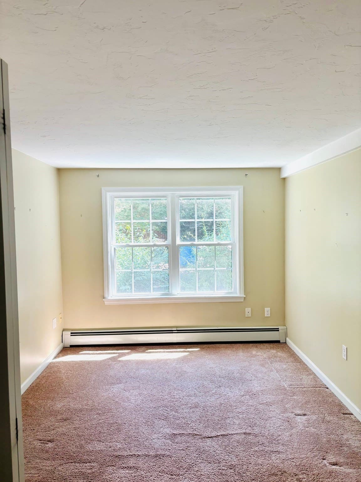 Single Family Residence at 47 Eaton Rd, Framingham MA 01701, Framingham, photo 13 of 40