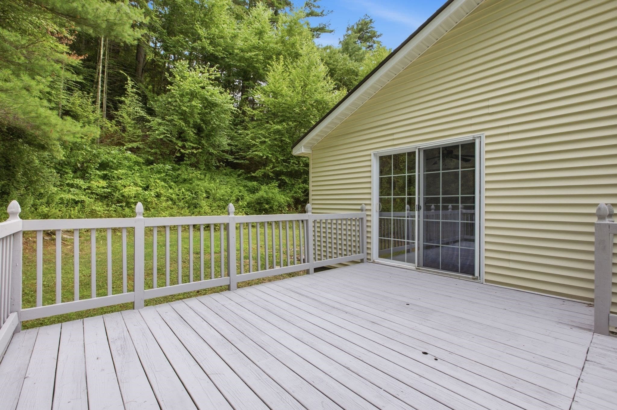Single Family Residence at 125 Glendale Cir, Ware MA 01082, Ware, photo 11 of 14