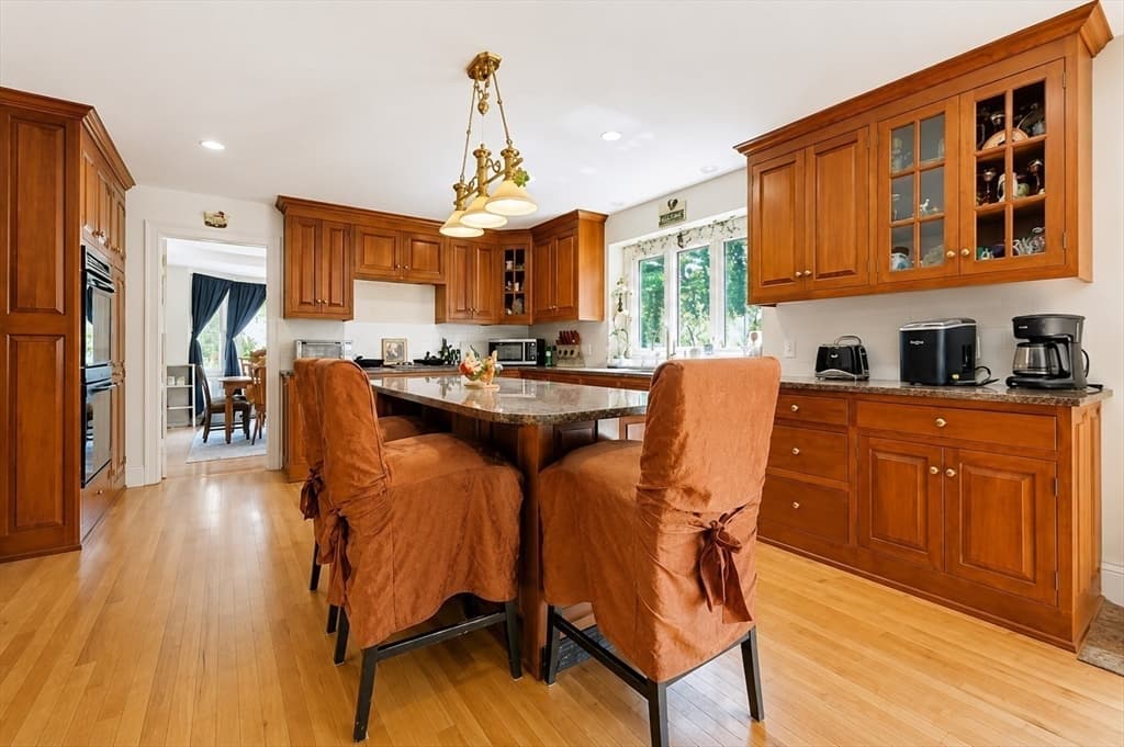 107 Mill St, Franklin MA 02038 photo 9