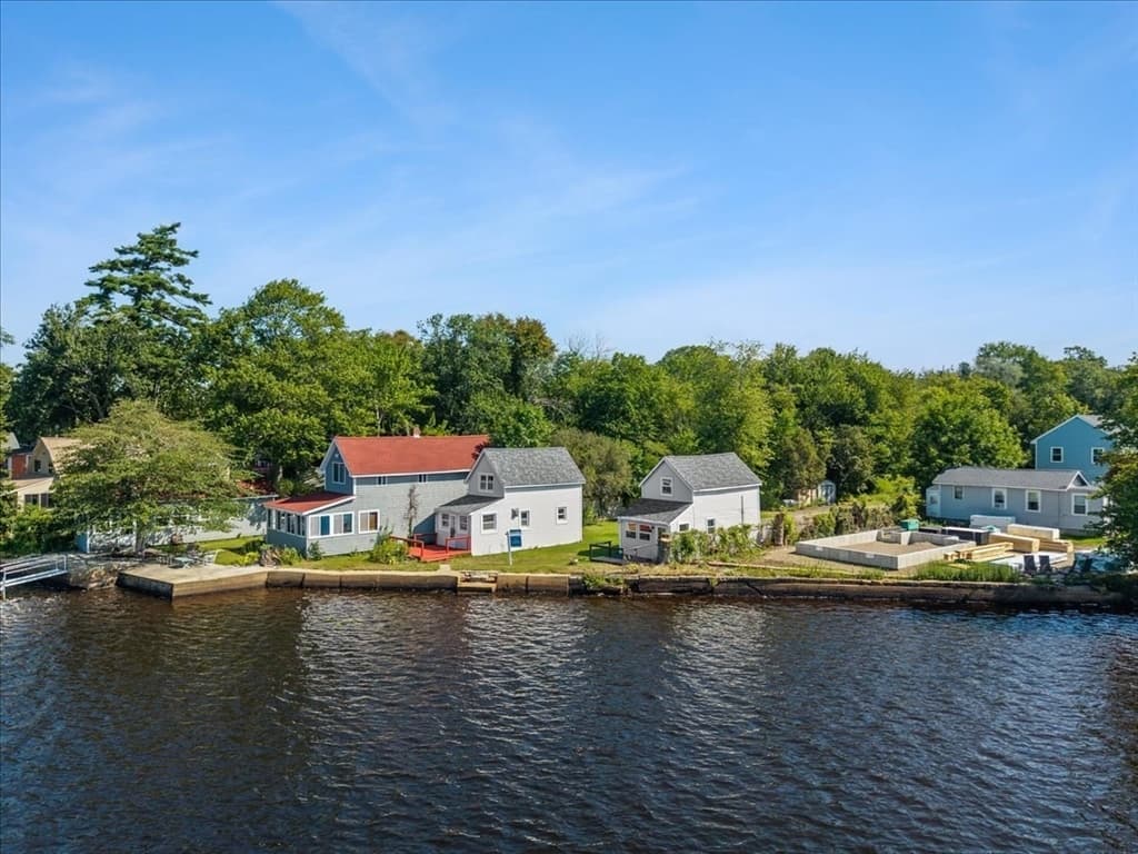 217 Middleboro Road, Freetown MA 02717 photo 3