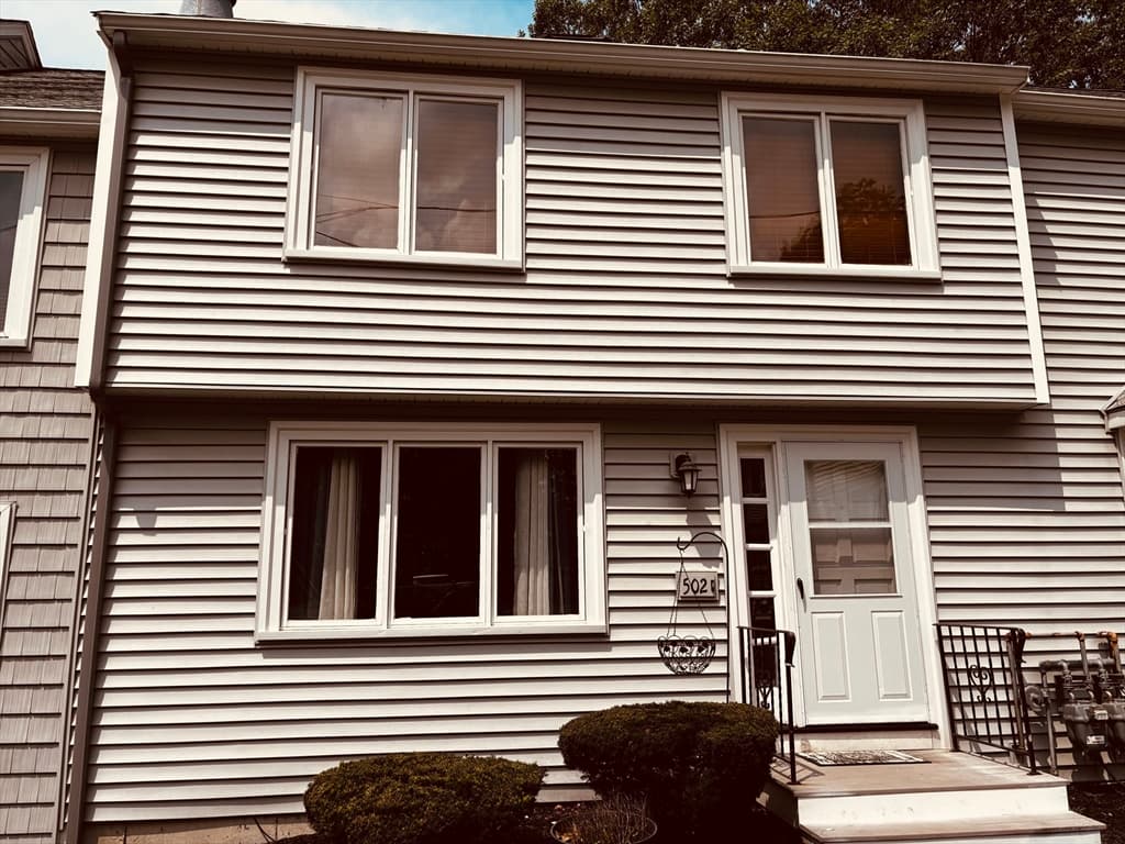 502 Cardinal Ln # 502, Tyngsborough MA 01879