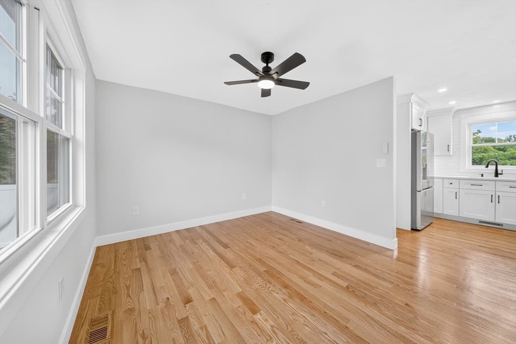 14 Neillian Way # 14, Bedford MA 01730 photo 12