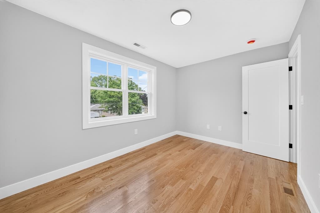 14 Neillian Way # 14, Bedford MA 01730 photo 26