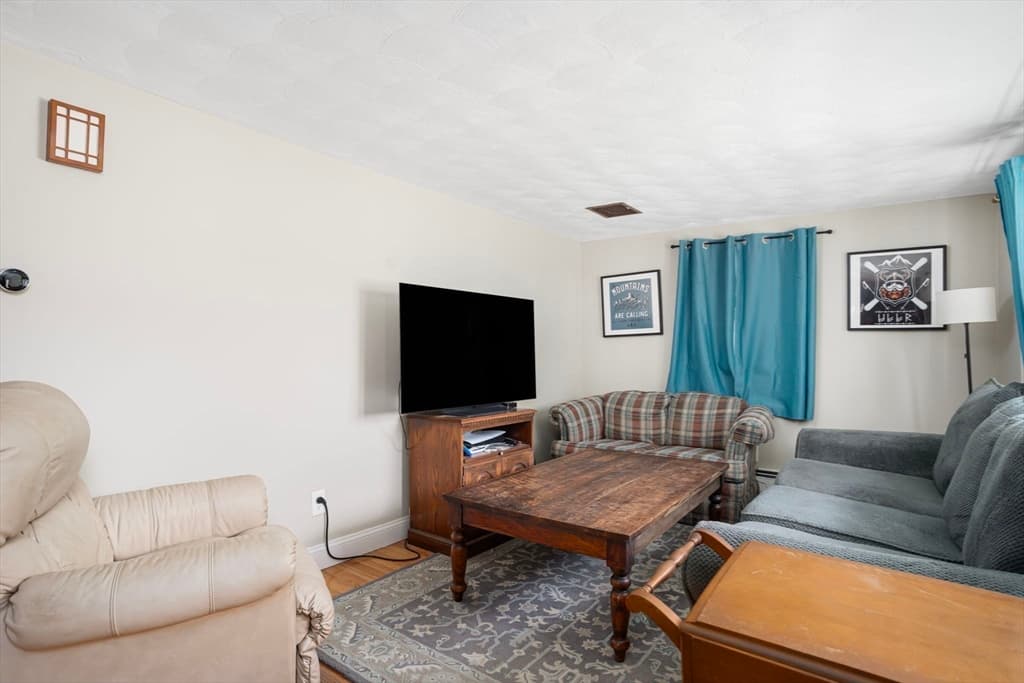 10 Sidney Ave, Swansea MA 02777 photo 6