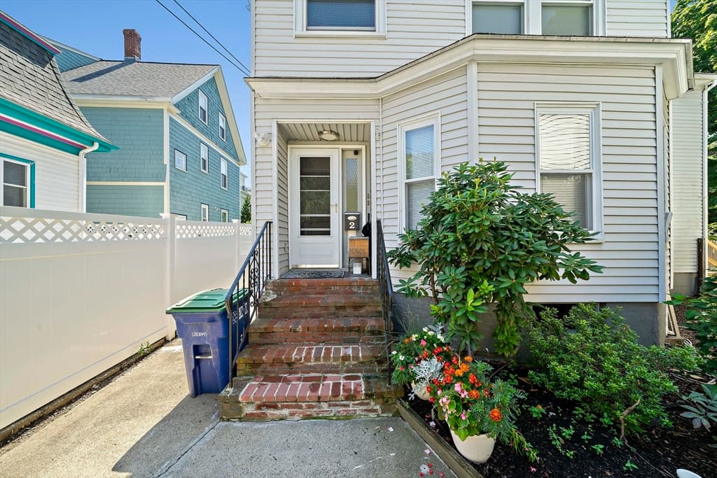 2 Cottage Cir # 2, Somerville MA 02144 photo 20