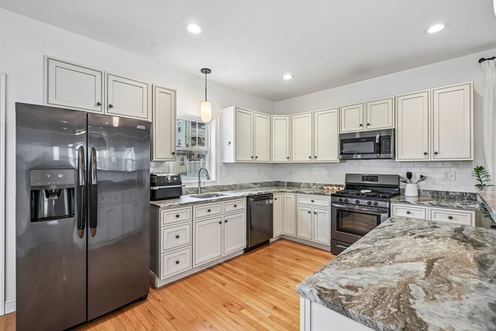 113 Pomona St, Revere MA 02151 photo 9