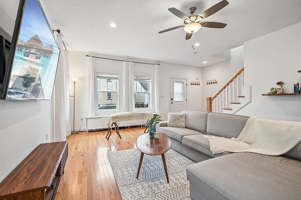 113 Pomona St, Revere MA 02151 photo 4
