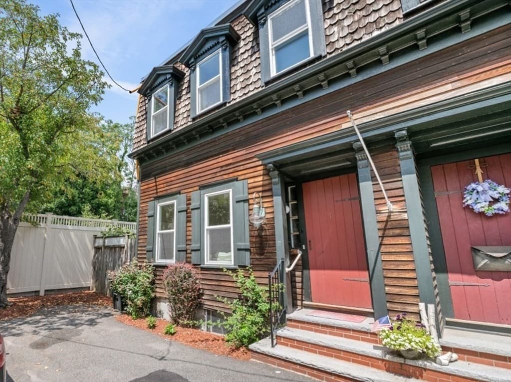 1 Bay View Place, Boston MA 02127
