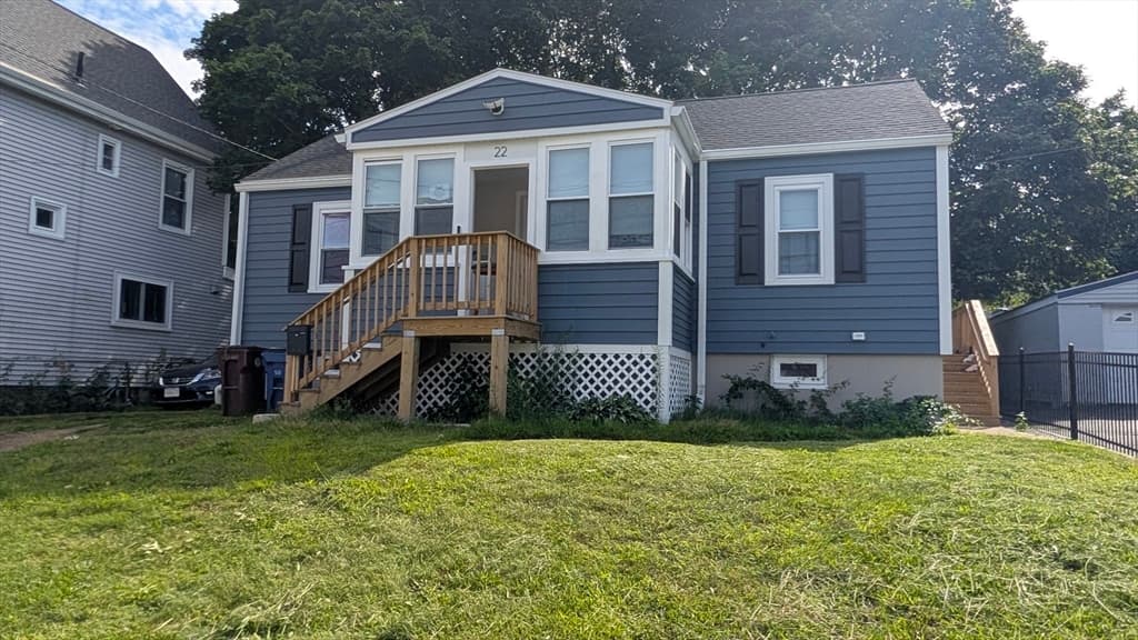 22 Walnut St, Revere MA 02151 photo 3