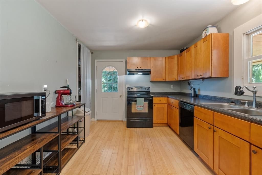 56 Bliss St, Athol MA 01331 photo 13