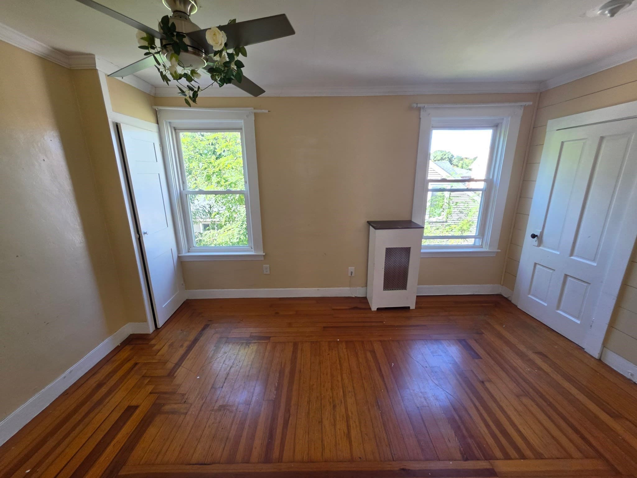 Multi Family at 8 Coram St, Taunton MA 02780, Taunton, photo 5 of 6
