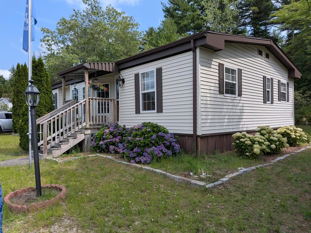 10 Jefferson Way, Carver MA 02330
