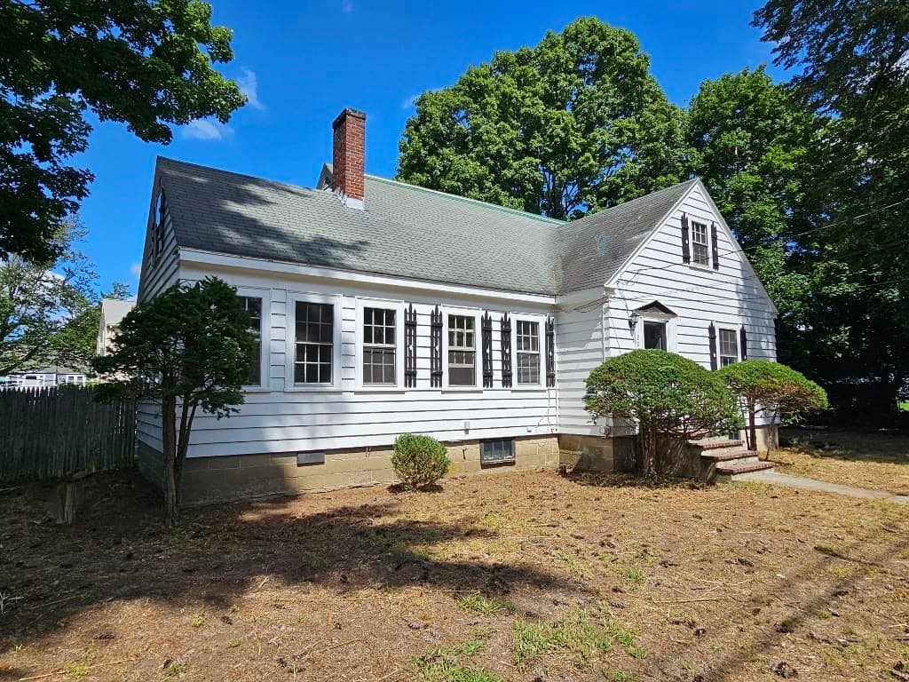 Single Family Residence at 204 Great Rd, Maynard MA 01754, Maynard, photo 2 of 20