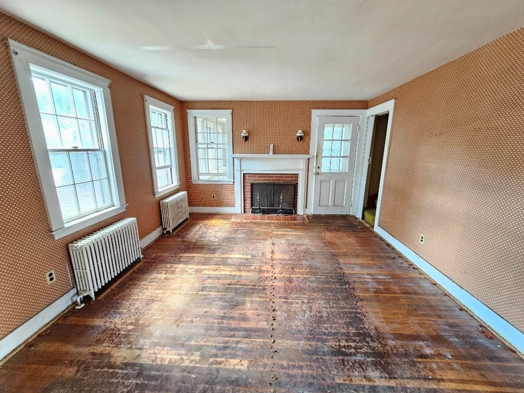 Single Family Residence at 204 Great Rd, Maynard MA 01754, Maynard, photo 4 of 20