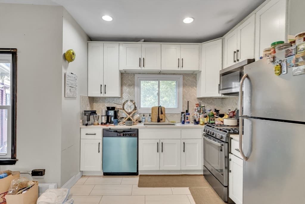 34 Summer St, Somerville MA 02143 photo 6