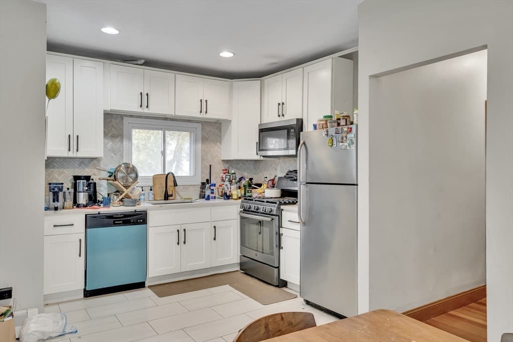 34 Summer St, Somerville MA 02143 photo 7