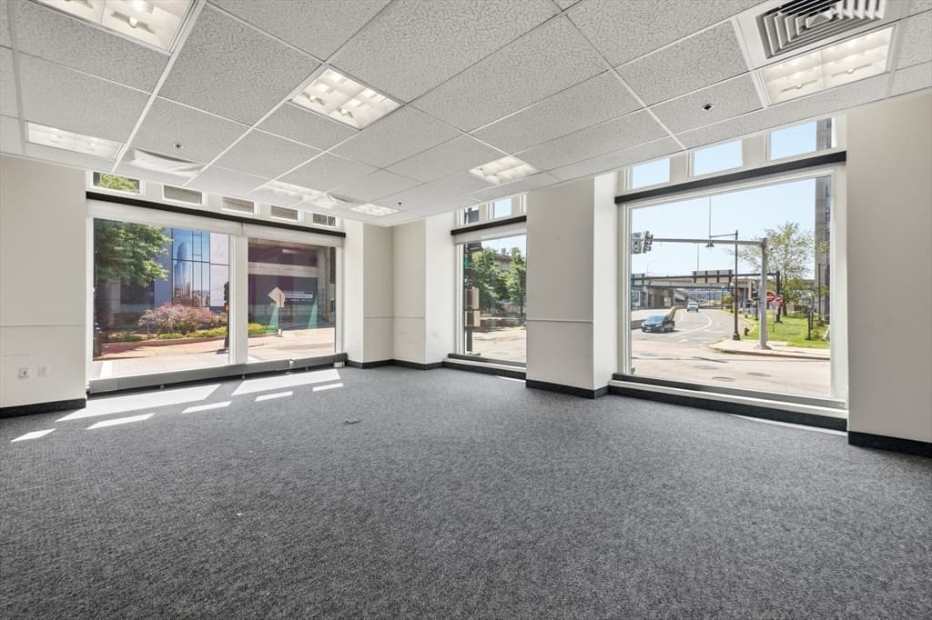 210 South St, Boston MA 02111 photo 4