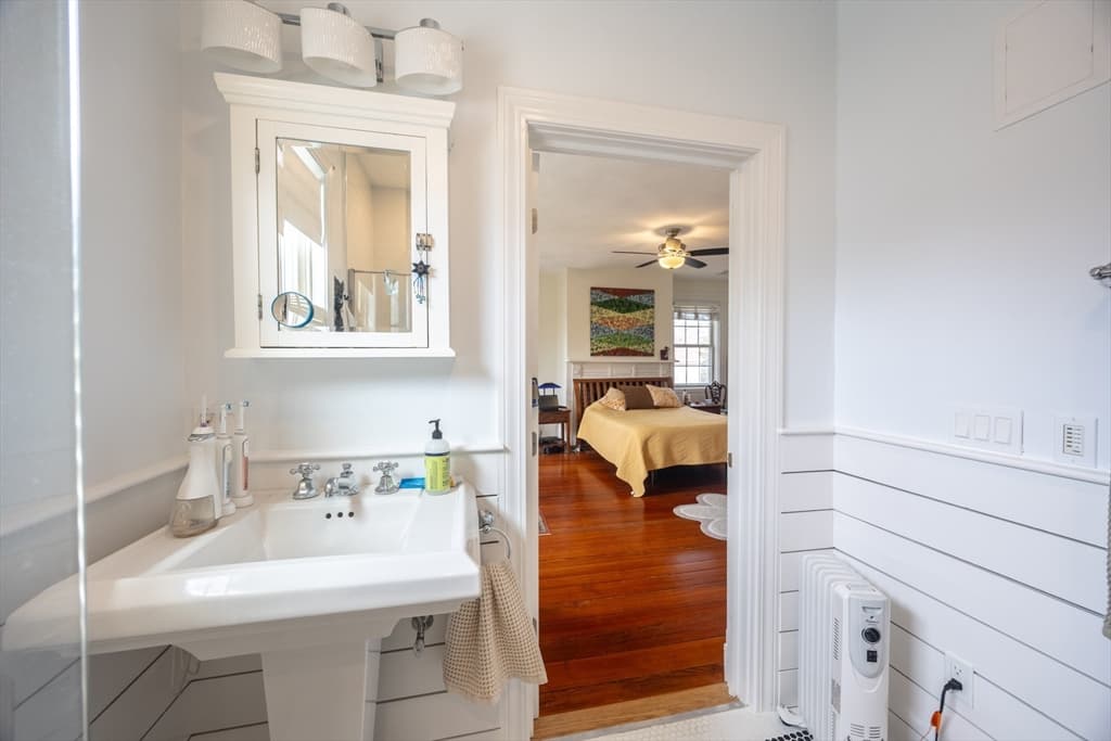 51 William St # 2, Fairhaven MA 02719 photo 28