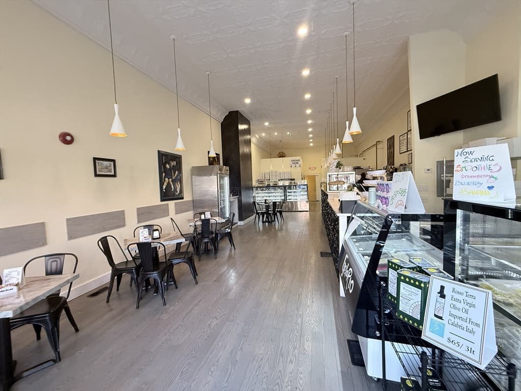 1234 Bakers Delight St, Winthrop MA 02152 photo 4